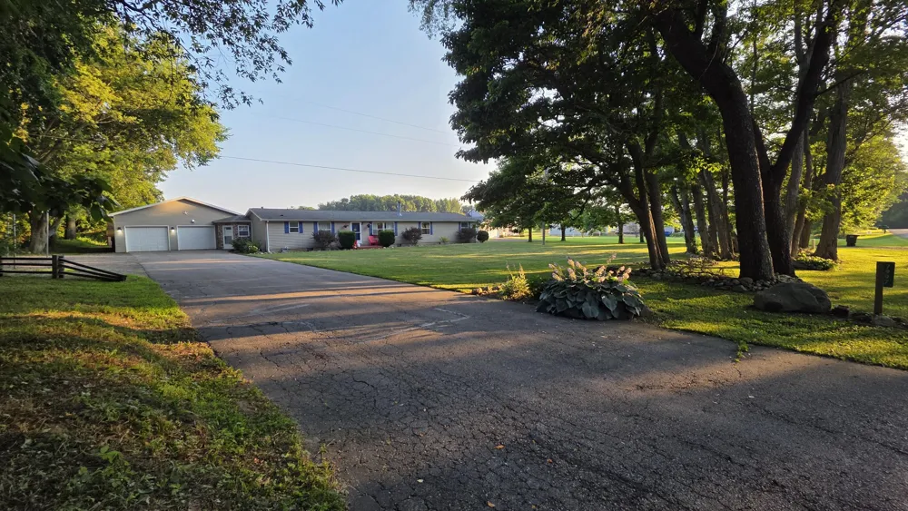 7997 Folks Road Hanover Township, MI 49241