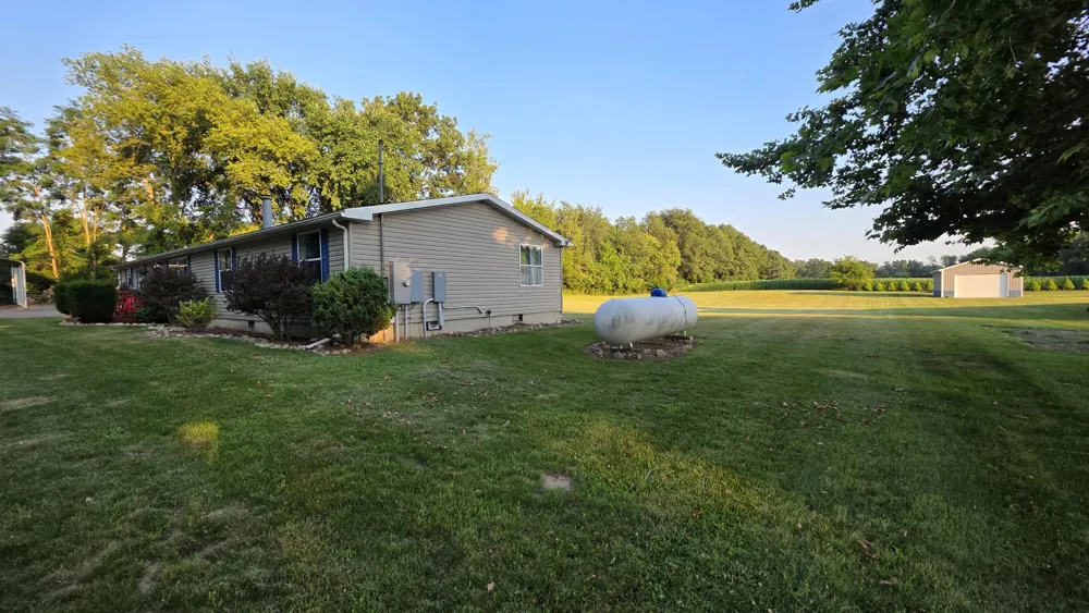 7997 Folks Road Hanover Township, MI 49241