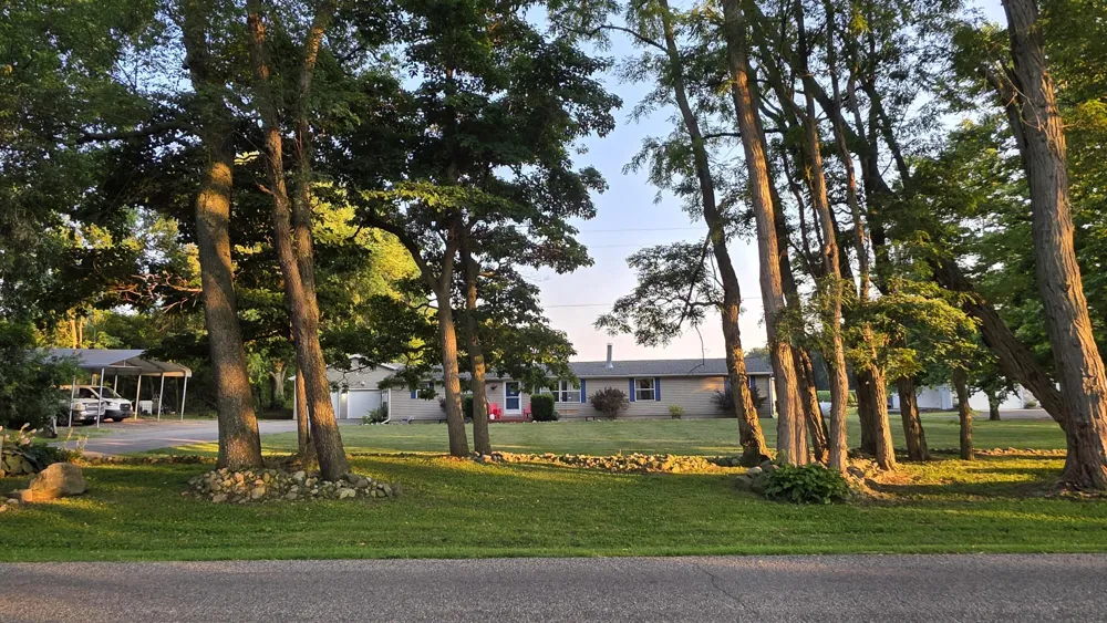 7997 Folks Road Hanover Township, MI 49241