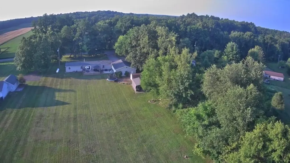 7997 Folks Road Hanover Township, MI 49241