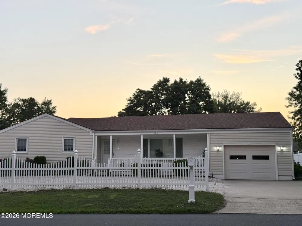 104 Nautilus Drive Manahawkin, NJ 08050