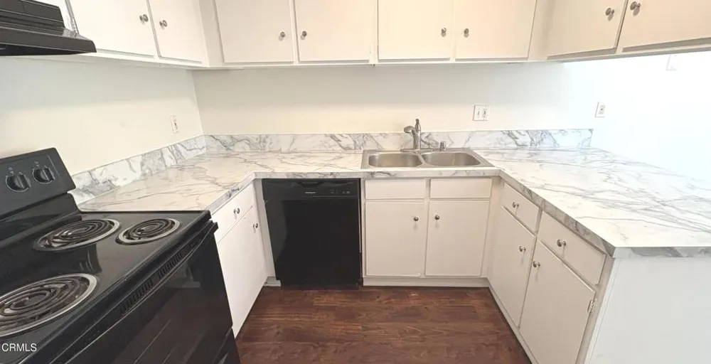 2304 Miramar Walk Oxnard, CA 93035