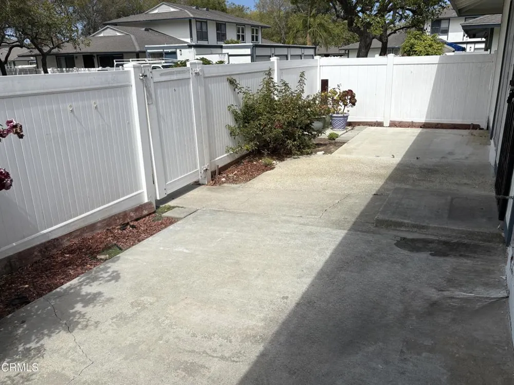 2304 Miramar Walk Oxnard, CA 93035