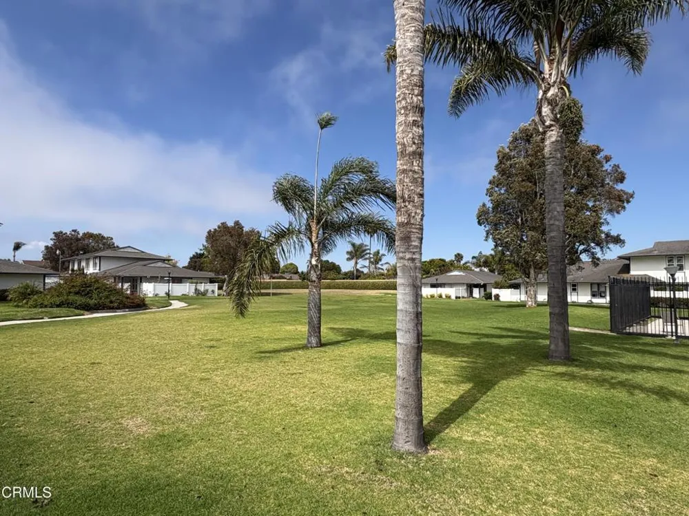 2304 Miramar Walk Oxnard, CA 93035