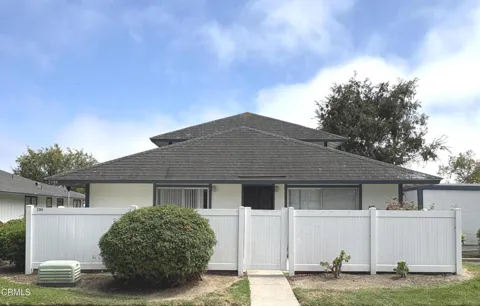 2304 Miramar Walk