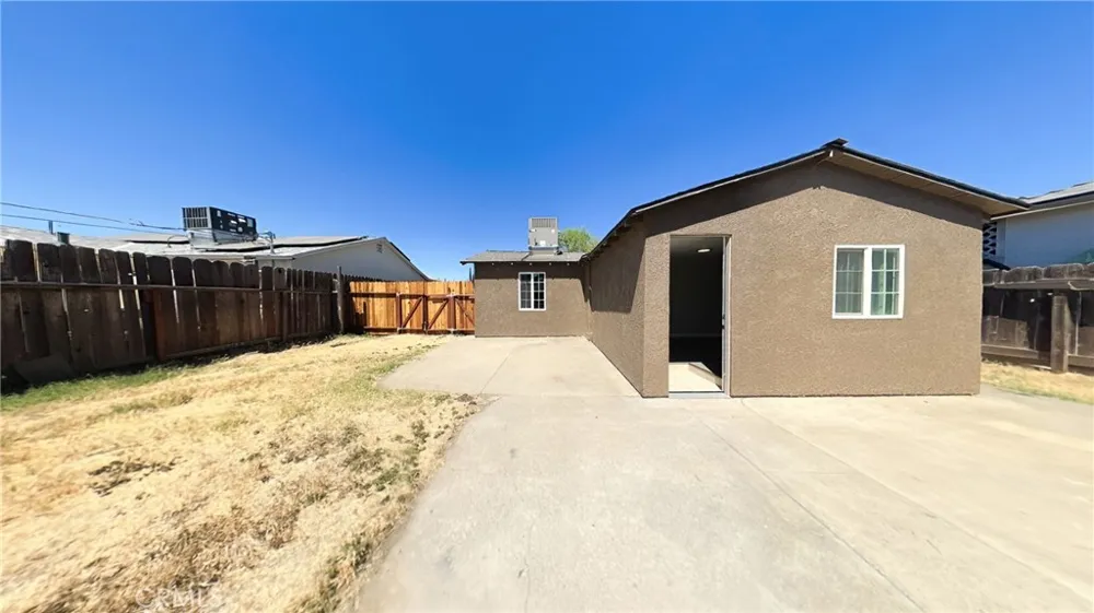 2868 Beachwood Merced, CA 95348