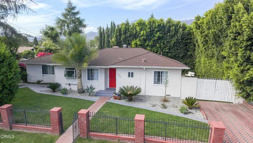 605 Ventura Street Altadena, CA 91001