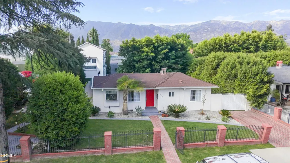 605 Ventura Street Altadena, CA 91001