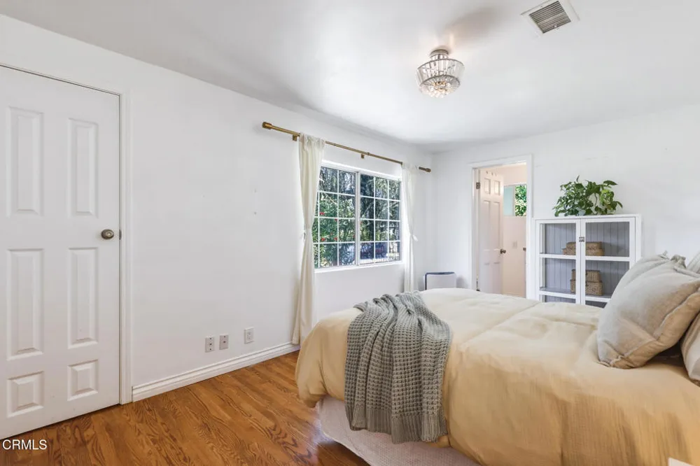 605 Ventura Street Altadena, CA 91001