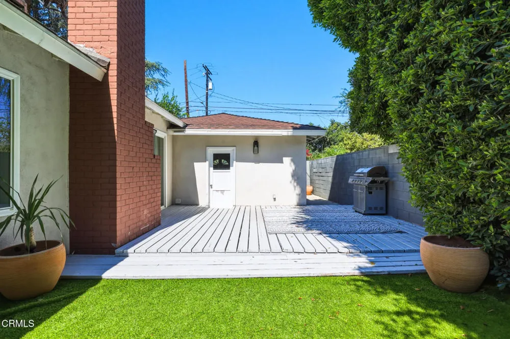 605 Ventura Street Altadena, CA 91001