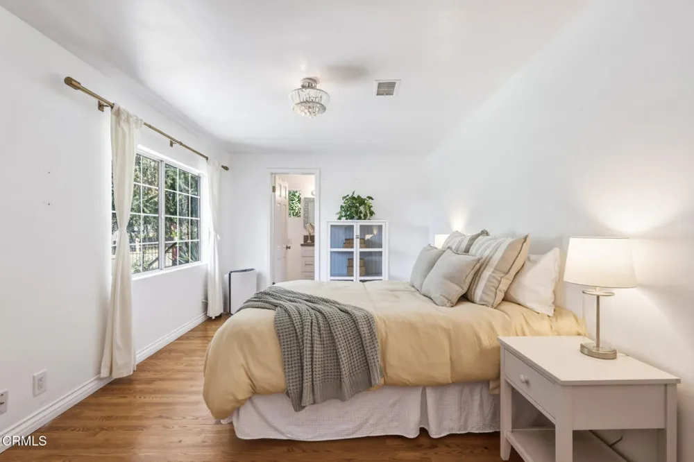 605 Ventura Street Altadena, CA 91001