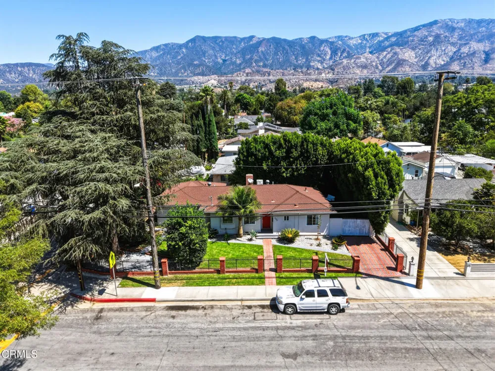 605 Ventura Street Altadena, CA 91001