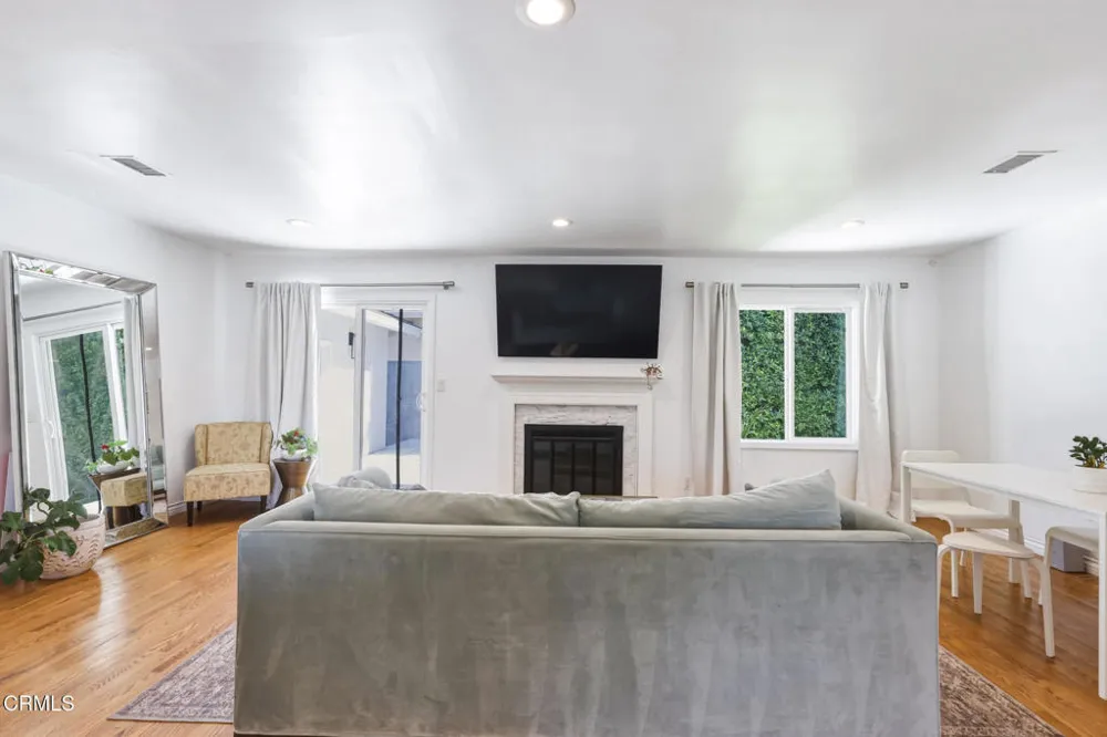 605 Ventura Street Altadena, CA 91001