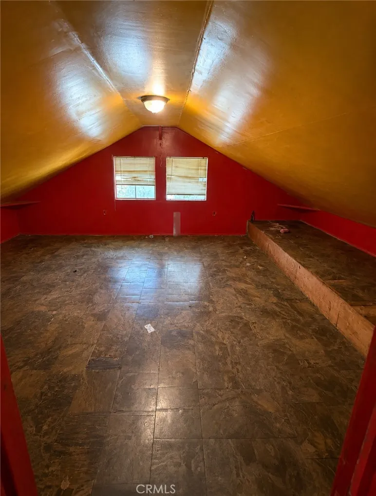 5952 Priory Bell Gardens, CA 90201