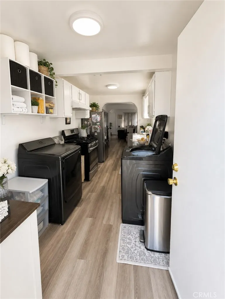 5952 Priory Bell Gardens, CA 90201