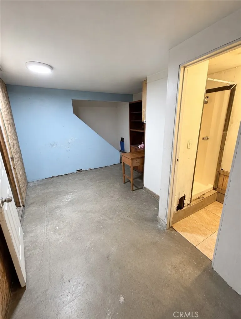 5952 Priory Bell Gardens, CA 90201