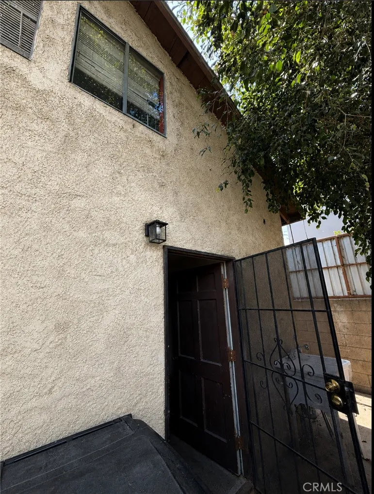 5952 Priory Bell Gardens, CA 90201