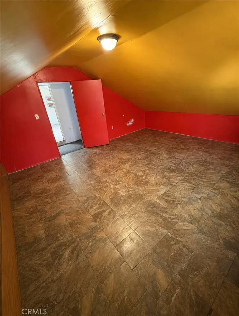 5952 Priory Bell Gardens, CA 90201