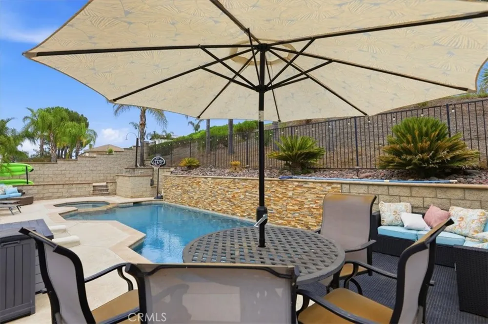 23447 Continental Canyon Lake, CA 92587
