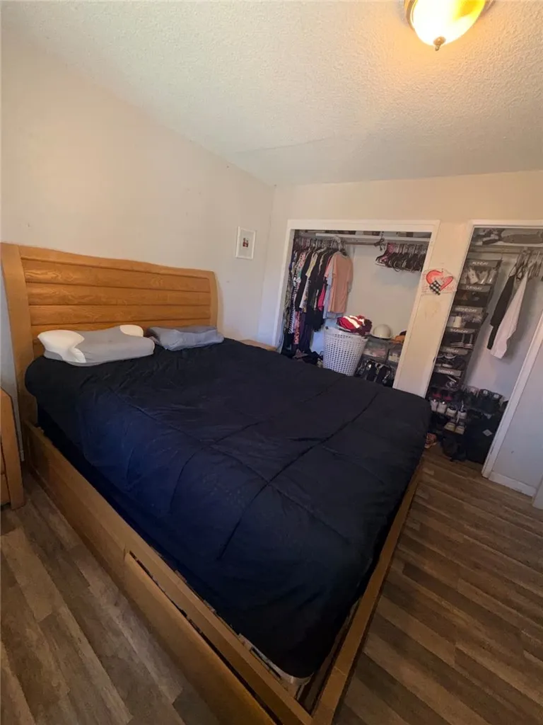 18265 Larkspur Adelanto, CA 92301
