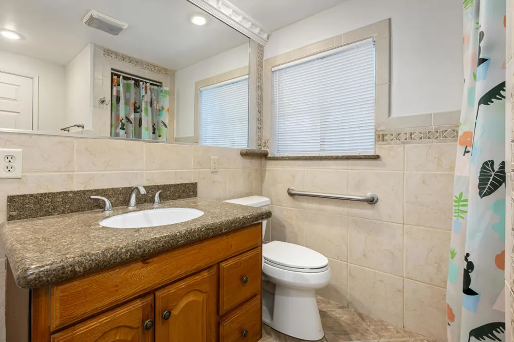 4140 E Calle San Antonio Palm Springs, CA 92264
