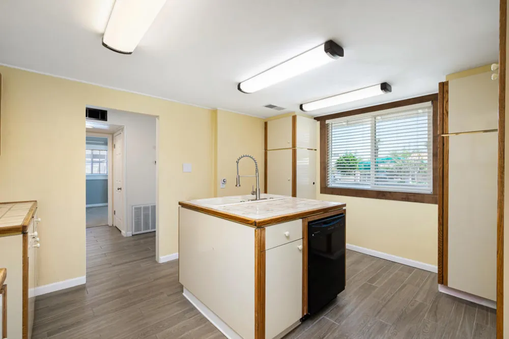 4140 E Calle San Antonio Palm Springs, CA 92264