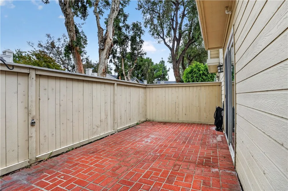 6211 Plymouth Court #114 Yorba Linda, CA 92887