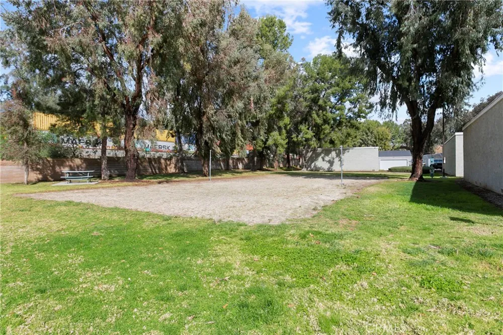 6211 Plymouth Court #114 Yorba Linda, CA 92887