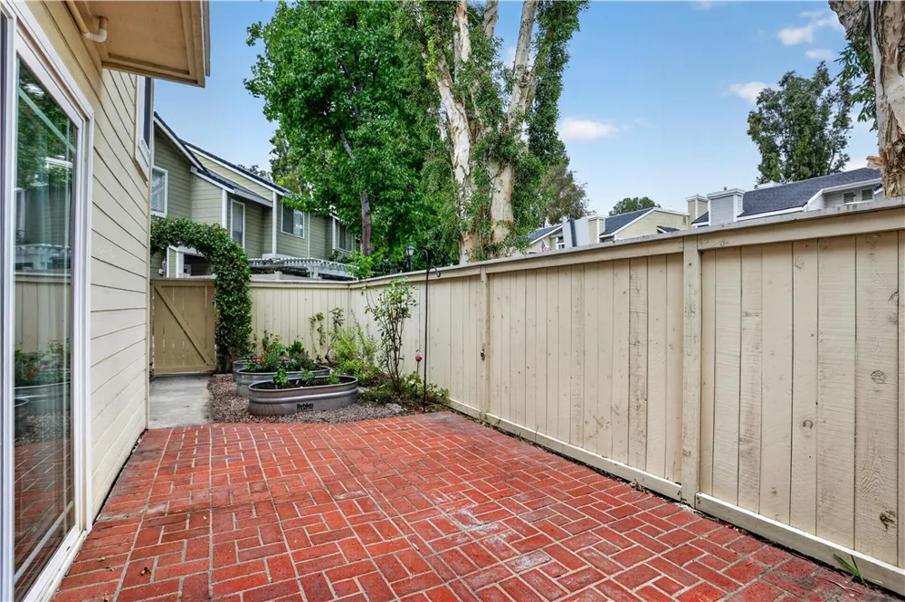 6211 Plymouth Court #114 Yorba Linda, CA 92887