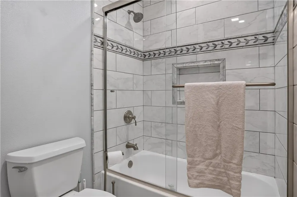 6211 Plymouth Court #114 Yorba Linda, CA 92887