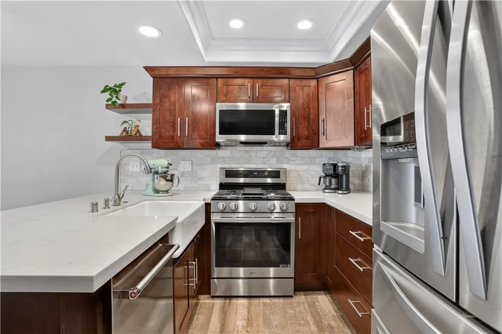 6211 Plymouth Court #114 Yorba Linda, CA 92887