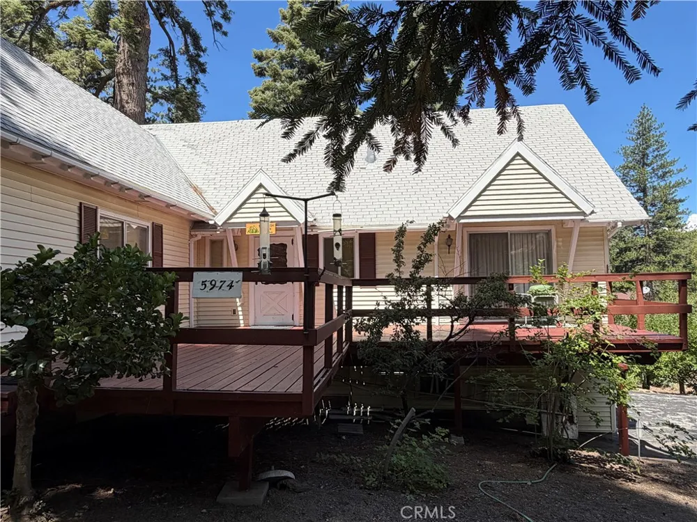 5974 Pine Angelus Oaks, CA 92305
