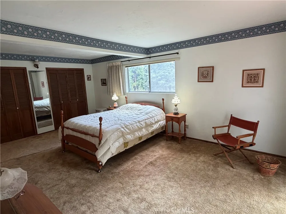 5974 Pine Angelus Oaks, CA 92305