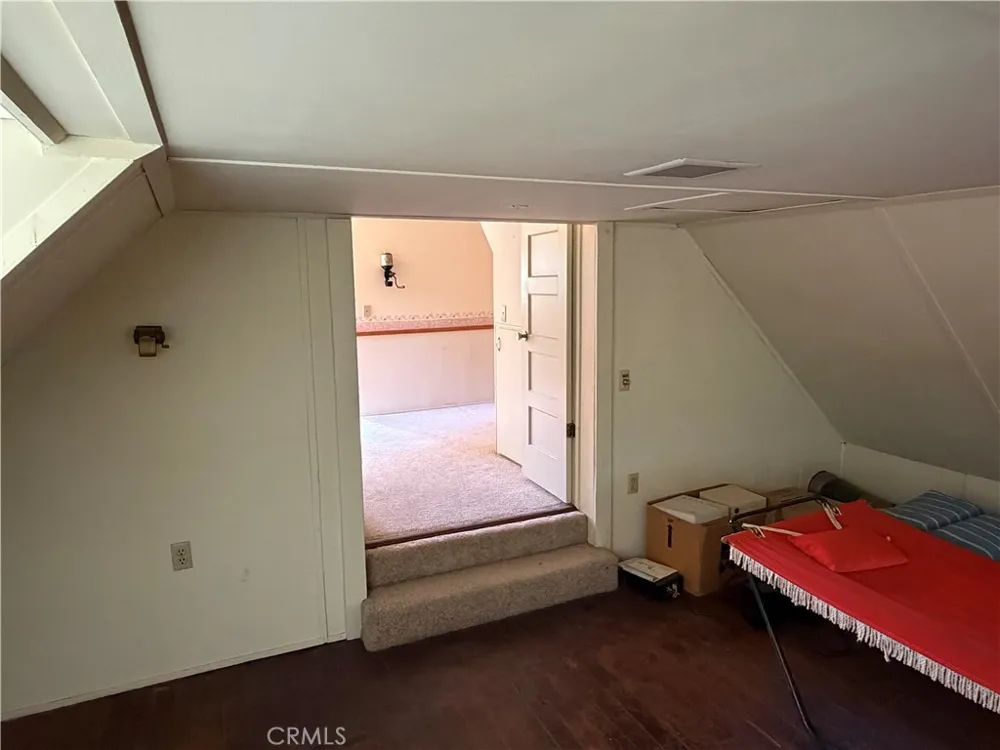 5974 Pine Angelus Oaks, CA 92305