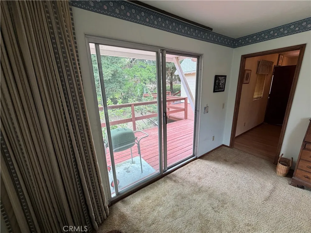 5974 Pine Angelus Oaks, CA 92305