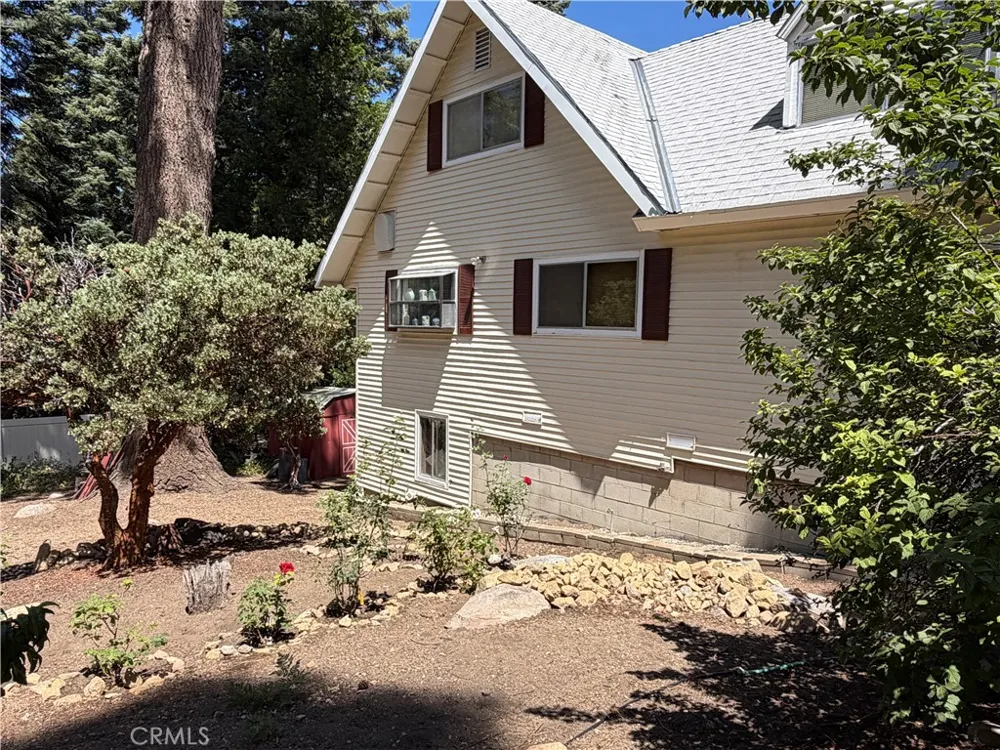 5974 Pine Angelus Oaks, CA 92305