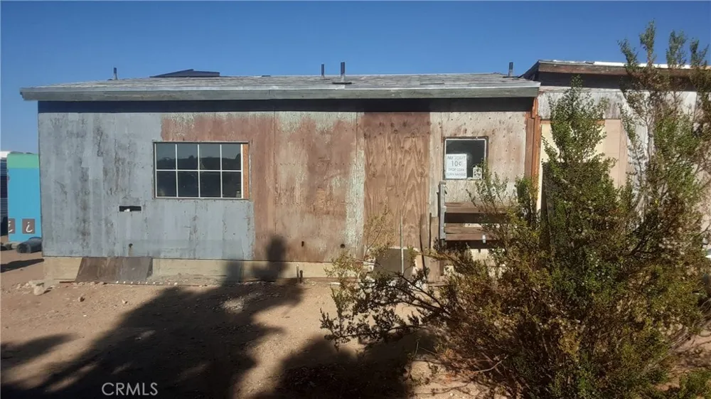 18501 Fort Tejon Road Llano, CA 93544