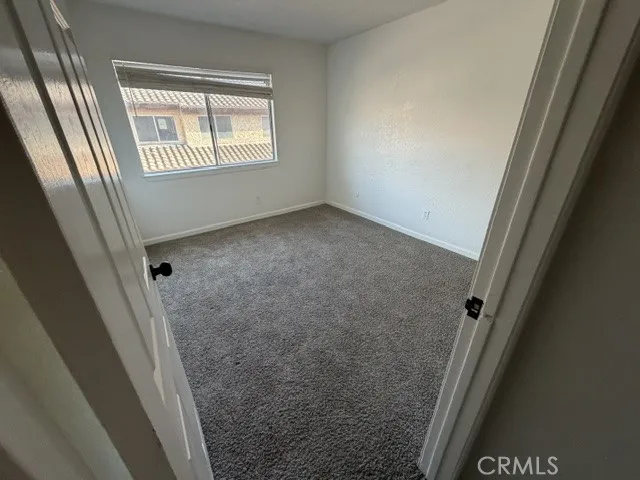 16605 Upland Ave #E Fontana, CA 92335