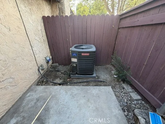 16605 Upland Ave #E Fontana, CA 92335