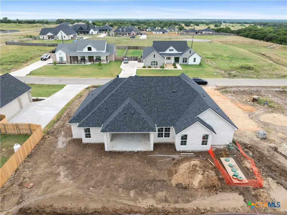 7909 Rock Crest Drive Moody, TX 76557
