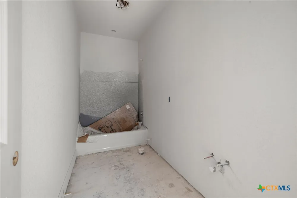 7909 Rock Crest Drive Moody, TX 76557