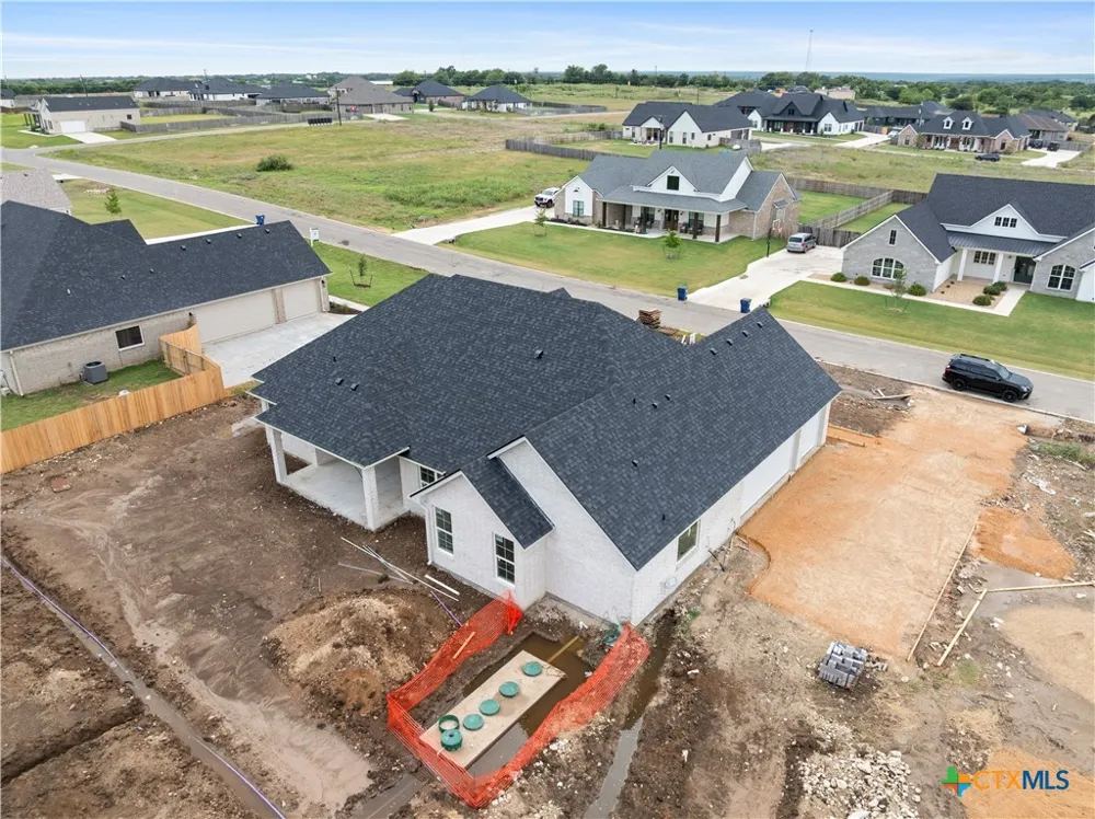 7909 Rock Crest Drive Moody, TX 76557