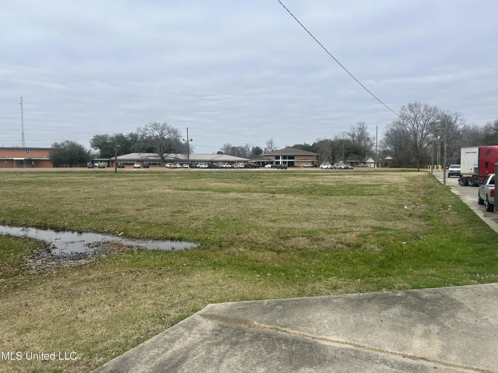 Hwy 84 A&h Vidalia, LA 71373