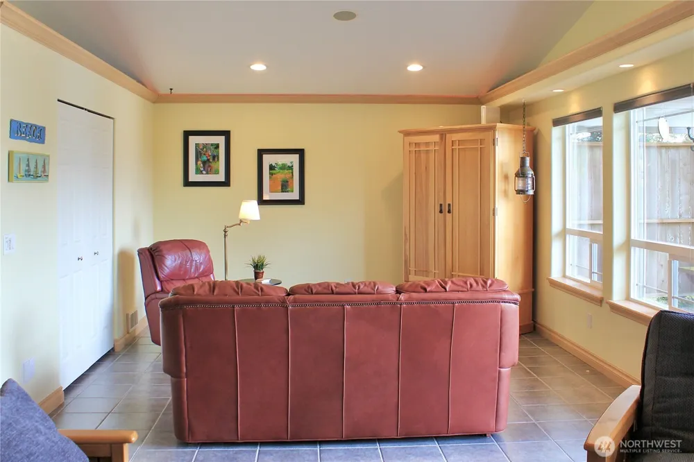 137 Razor Clam Drive SW Ocean Shores, WA 98569