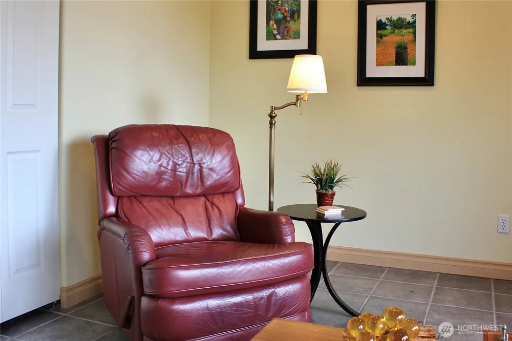 137 Razor Clam Drive SW Ocean Shores, WA 98569