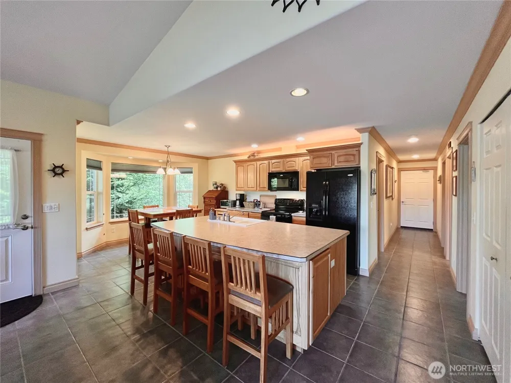 137 Razor Clam Drive SW Ocean Shores, WA 98569