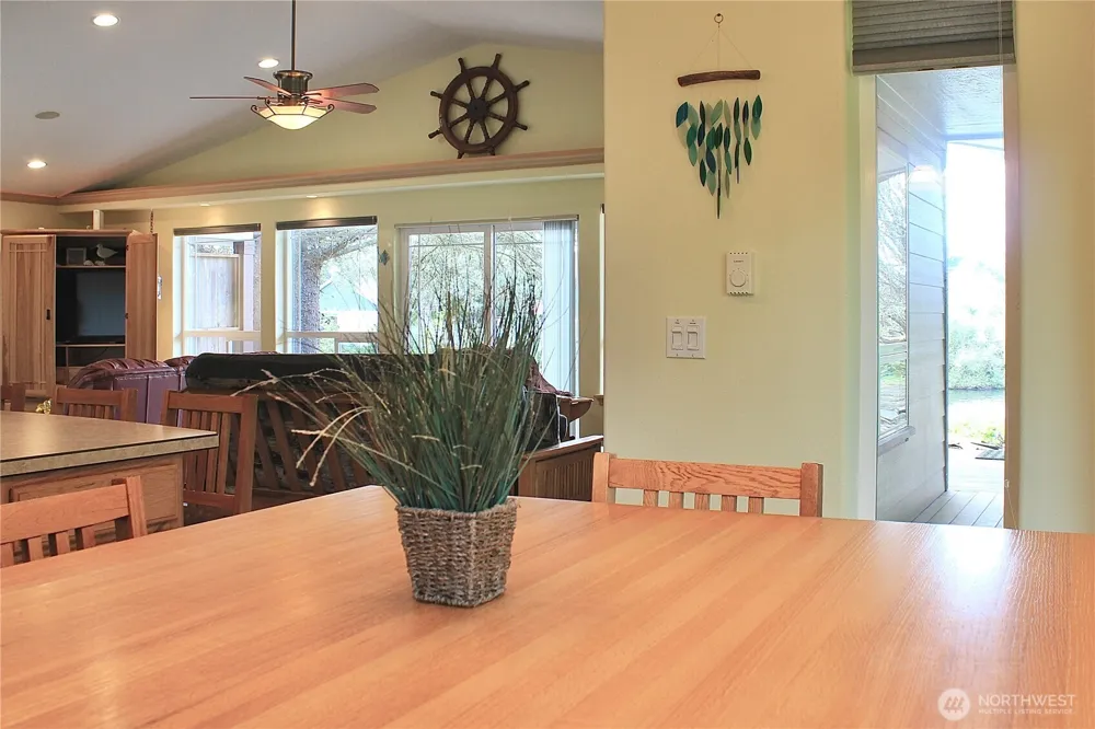 137 Razor Clam Drive SW Ocean Shores, WA 98569