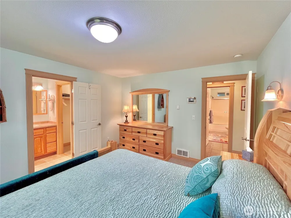 137 Razor Clam Drive SW Ocean Shores, WA 98569