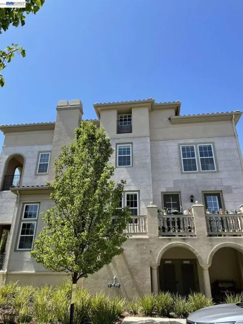 4685 Rimini Ct