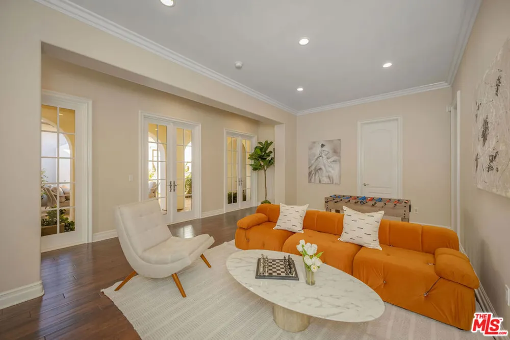 25420 Prado De Azul Calabasas, CA 91302